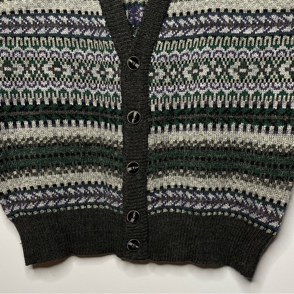 Vintage Soft Knit Grandpa / Dad Cabincore V Neck Sweater Vest - Picture 3 of 8